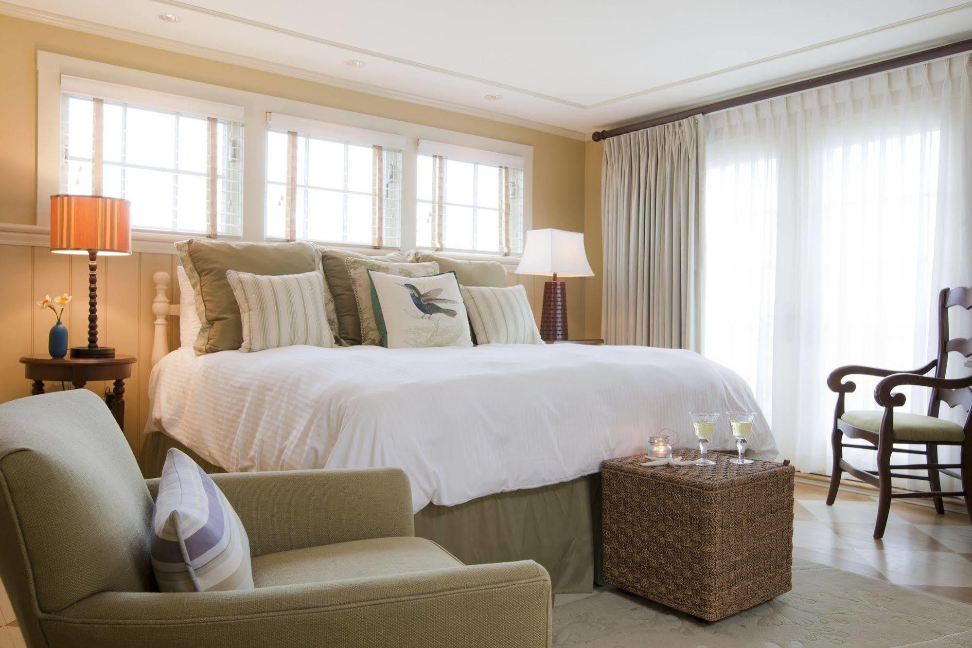 Vineyard Square Hotel And Suites Edgartown Exterior foto